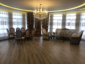 İcarəyə verilir 2 otaqlı 95 m2 yeni tikili Şah İsmayıl Xətai m.