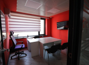 İcarəyə verilir 5 otaqlı 12 m2 ofis Elmlər Akademiyası m.