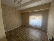 Satılır 2 otaqlı 75 m2 yeni tikili İctimai telekanalı