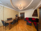 İcarəyə verilir 3 otaqlı 130 m2 yeni tikili 28 May m.