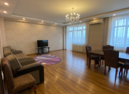 İcarəyə verilir 3 otaqlı 140 m2 yeni tikili Nəsimi r.