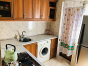 Satılır 3 otaqlı 67 m2 köhnə tikili Xalqlar Dostluğu m.