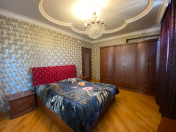 İcarəyə verilir 3 otaqlı 130 m2 yeni tikili Nəsimi r.