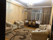 İcarəyə verilir 3 otaqlı 110 m2 yeni tikili 8 Noyabr m.