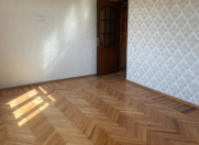 Satılır 3 otaqlı 80 m2 köhnə tikili Qara Qarayev m.