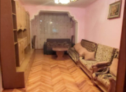 İcarəyə verilir 3 otaqlı 80 m2 köhnə tikili Elmlər Akademiyası m.