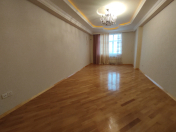 Satılır 3 otaqlı 120 m2 yeni tikili 9 mkr