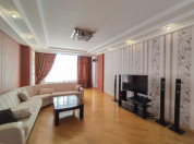 Satılır 3 otaqlı 140 m2 yeni tikili Nizami m.