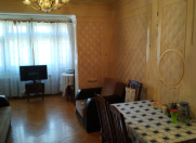 Satılır 2 otaqlı 50 m2 köhnə tikili İzmir parkı