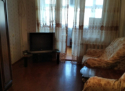 İcarəyə verilir 3 otaqlı 70 m2 köhnə tikili 8 km