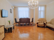 İcarəyə verilir 3 otaqlı 130 m2 yeni tikili Nəsimi r.