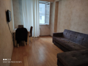 İcarəyə verilir 2 otaqlı 45 m2 yeni tikili 1 mkr