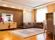 Satılır 4 otaqlı 177 m2 yeni tikili Elmlər Akademiyası m.