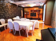 Satılır 4 otaqlı 178 m2 yeni tikili Elmlər Akademiyası m.