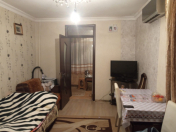 Satılır 2 otaqlı 40 m2 köhnə tikili Qara Qarayev m.