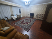 Satılır 4 otaqlı 195 m2 yeni tikili Xətai r.