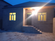 İcarəyə verilir 3 otaqlı 100 m2 həyət evi Y.Ramana