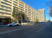 Satılır 4 otaqlı 105 m2 köhnə tikili Gənclik m.