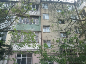 Satılır 2 otaqlı 50 m2 köhnə tikili İncəsənət və Mədəniyyət Un.