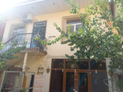 Satılır 3 otaqlı 66 m2 həyət evi Xırdalan