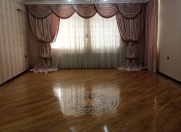 Satılır 4 otaqlı 194 m2 yeni tikili 4 mkr