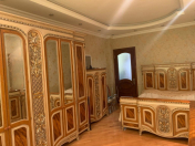 Satılır 4 otaqlı 188 m2 yeni tikili Yasamal r.