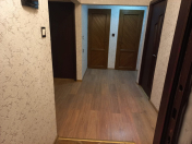 Satılır 3 otaqlı 75 m2 köhnə tikili Qara Qarayev m.