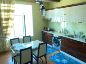 İcarəyə verilir 4 otaqlı 125 m2 bağ evi Şüvəlan