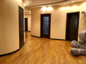 Satılır 4 otaqlı 168 m2 yeni tikili ABŞ səfirliyi