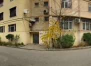 Satılır 4 otaqlı 161 m2 köhnə tikili 6 mkr