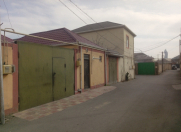 İcarəyə verilir 1 otaqlı 32 m2 həyət evi Elit ticarət mərkəzi