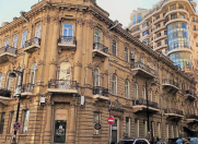 İcarəyə verilir 4 otaqlı 155 m2 ofis Axundov bağı