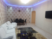 İcarəyə verilir 2 otaqlı 110 m2 yeni tikili Yasamal r.