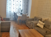 Satılır 3 otaqlı 65 m2 köhnə tikili Neftçilər m.