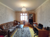 Satılır 2 otaqlı 52 m2 köhnə tikili 8 km