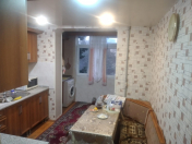 Satılır 4 otaqlı 100 m2 köhnə tikili Əhmədli m.