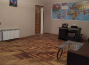 İcarəyə verilir 2 otaqlı 75 m2 ofis Şah İsmayıl Xətai m.