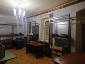 Satılır 3 otaqlı 70 m2 ofis Elmlər Akademiyası m.