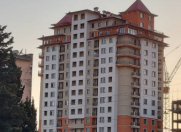 Satılır 2 otaqlı 85 m2 yeni tikili Qara Qarayev m.