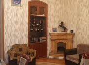 Satılır 6 otaqlı 192 m2 köhnə tikili 28 May m.