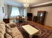 İcarəyə verilir 3 otaqlı 150 m2 yeni tikili Elmlər Akademiyası m.