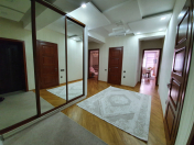 İcarəyə verilir 3 otaqlı 127 m2 yeni tikili Nəriman Nərimanov m.