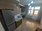 İcarəyə verilir 3 otaqlı 90 m2 yeni tikili Yasamal r.