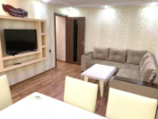 İcarəyə verilir 2 otaqlı 60 m2 köhnə tikili Elmlər Akademiyası m.