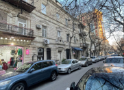 Satılır 3 otaqlı 100 m2 obyekt Sahil m.