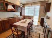 İcarəyə verilir 3 otaqlı 200 m2 yeni tikili Yasamal r.