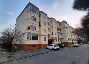 Satılır 2 otaqlı 67 m2 köhnə tikili Y.Günəşli