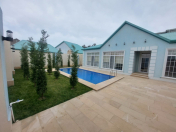 Satılır 4 otaqlı 160 m2 bağ evi Şüvəlan Park ticarət mərkəzi