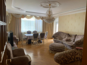 Satılır 4 otaqlı 170 m2 yeni tikili Nərimanov r.