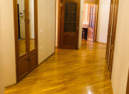 Satılır 4 otaqlı 186 m2 yeni tikili Gənclik m.